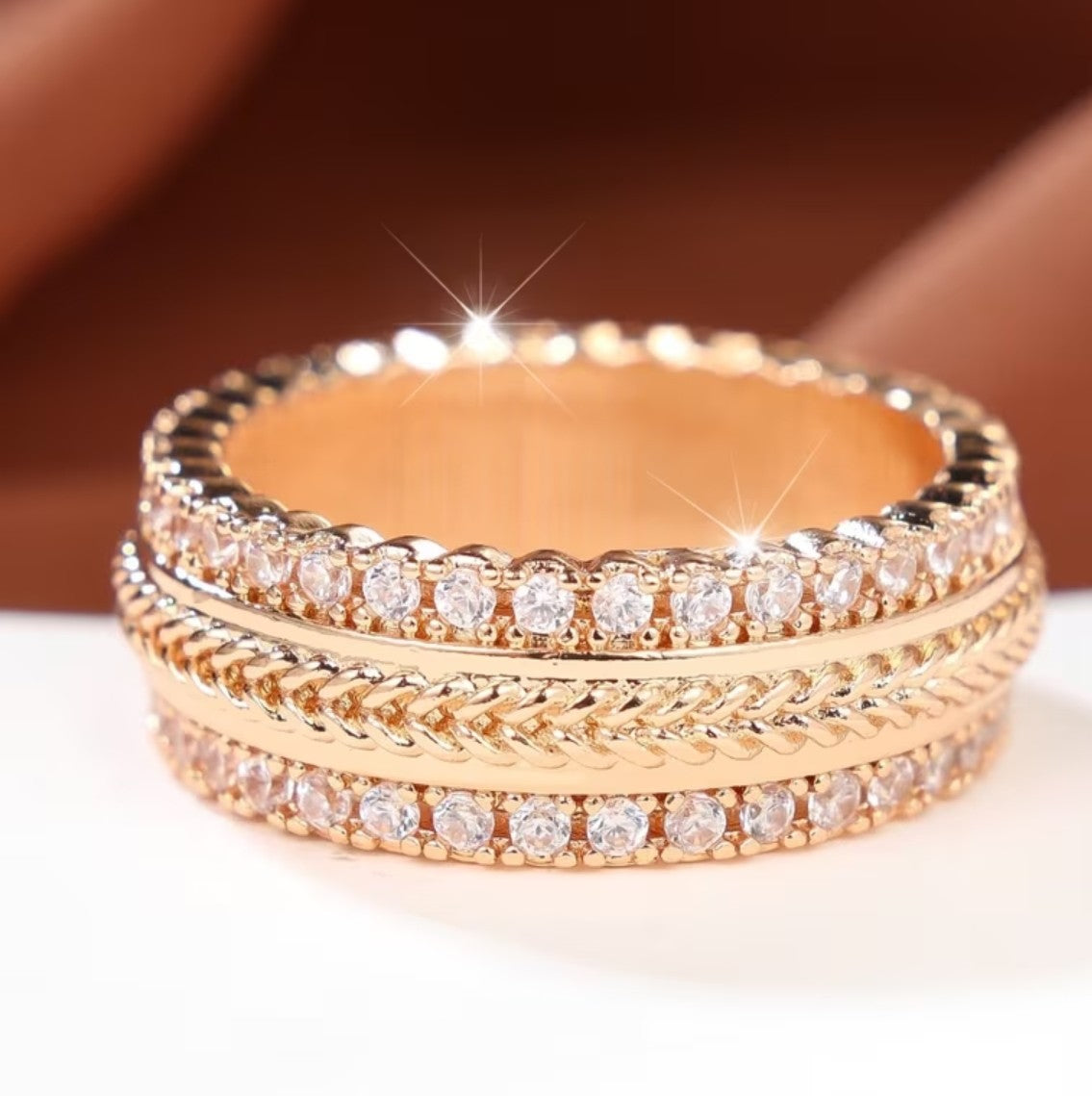 Ring 260040082